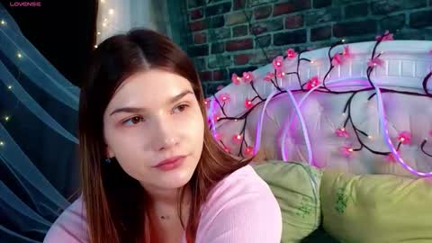 Vicki3 online show from 02/22/26, 06:57