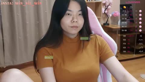 Winnie online show from 09/15/25, 03:28