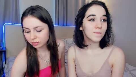 Amalia and Mia online show from 02/15/25, 11:39