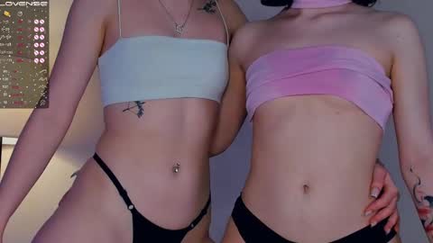 Amalia and Mia online show from 02/17/25, 01:10