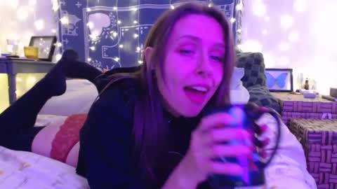 Eevie online show from 12/07/24, 01:36