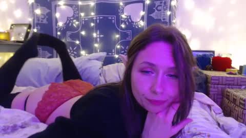 Eevie online show from 12/23/24, 05:39