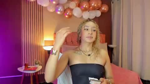 Wini Fer online show from 07/16/26, 12:33