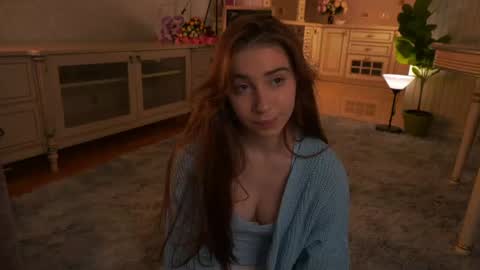 Snapshot of winnieriedesel chatting on 04/15/26, 03:24 Lillian online show from 04/15/26, 03:24