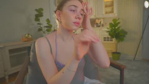 Snapshot of winnieriedesel chatting on 05/09/26, 03:12 Lillian online show from 05/09/26, 03:12