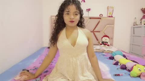  Winnifer Gonzalez  online show from 05/26/26, 03:46