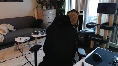 cream36 online show from 11/16/25, 08:31