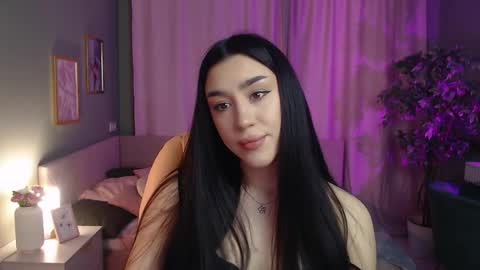 Snapshot of winonna_ryder chatting on 03/17/26, 07:44 Lola online show from 03/17/26, 07:44