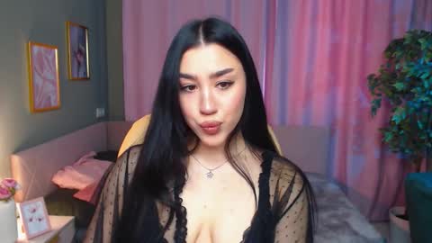 Snapshot of winonna_ryder chatting on 03/24/26, 07:46 Lola online show from 03/24/26, 07:46