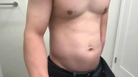 Snapshot of winsome_naked_gentleman chatting on 12/14/24, 02:45 WInsome online show from 12/14/24, 02:45