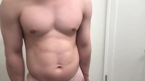 Snapshot of winsome_naked_gentleman chatting on 02/22/25, 02:17 WInsome online show from 02/22/25, 02:17