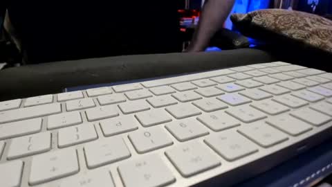 winterblue20 online show from 07/24/26, 04:27