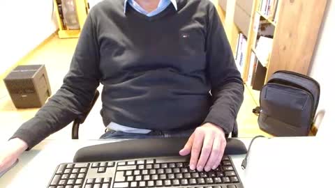 Snapshot of winterfreund99 chatting on 01/19/25, 03:21 winterfreund99 online show from 01/19/25, 03:21