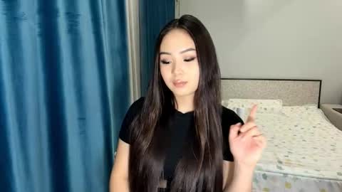 Amina online show from 12/18/25, 12:22