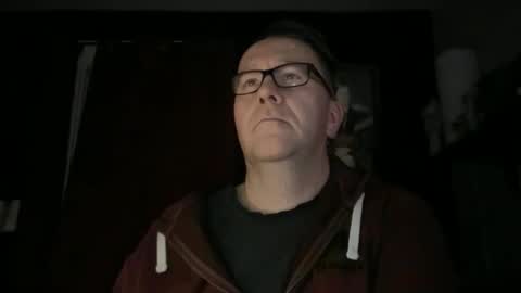 Snapshot of wintyr chatting on 10/17/25, 01:09 wintyr online show from 10/17/25, 01:09