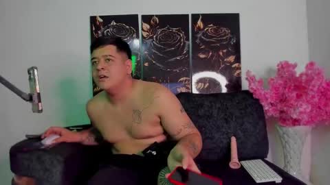 Snapshot of winy_hot chatting on 02/19/26, 11:56 winy_hot online show from 02/19/26, 11:56