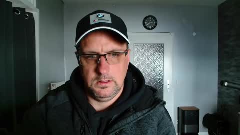 Dirty online show from 04/22/26, 12:39