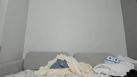 Snapshot of wiseenoughlamb chatting on 09/18/25, 12:51 Asylai but you can call me Aila online show from 09/18/25, 12:51