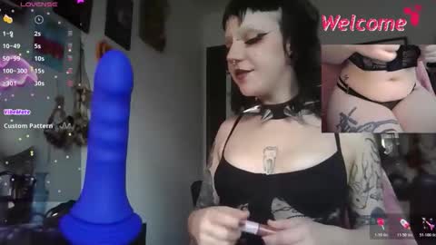  Wispy  online show from 11/10/25, 08:52