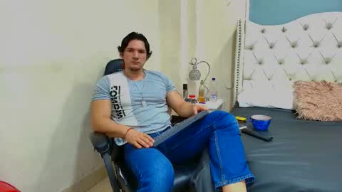 Wiston online show from 02/13/26, 01:51