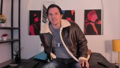 Snapshot of wiston_cox chatting on 04/28/26, 01:27 Wiston online show from 04/28/26, 01:27