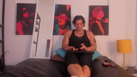 Snapshot of wiston_cox chatting on 05/01/26, 06:23 Wiston online show from 05/01/26, 06:23