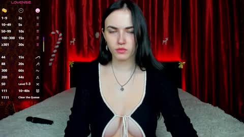 Snapshot of witch_baby_ chatting on 01/16/26, 07:12 Kira online show from 01/16/26, 07:12