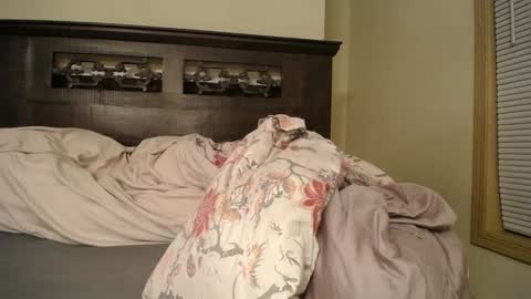 Annie online show from 01/04/25, 08:06