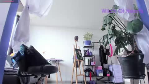 Snapshot of witchofhearts chatting on 05/26/26, 04:58 Luna Violeta A r t i s t online show from 05/26/26, 04:58