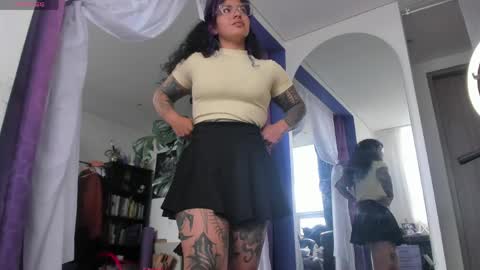Snapshot of witchofhearts chatting on 06/01/26, 02:08 Luna Violeta A r t i s t online show from 06/01/26, 02:08