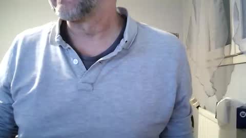 wizz_me online show from 03/19/26, 08:51