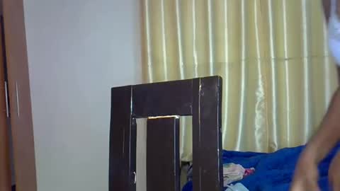 girlie o online show from 02/28/25, 04:10