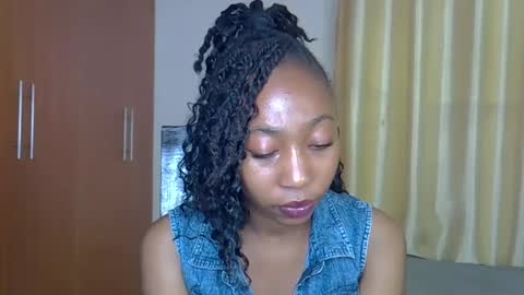 girlie o online show from 03/08/25, 07:38