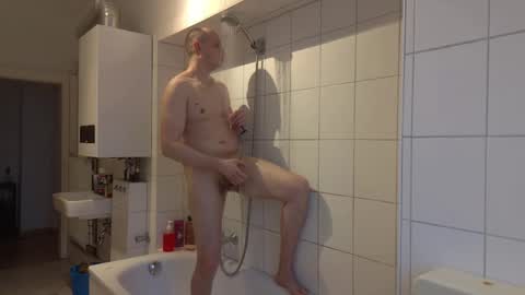 wizzman2442 online show from 02/24/25, 06:49