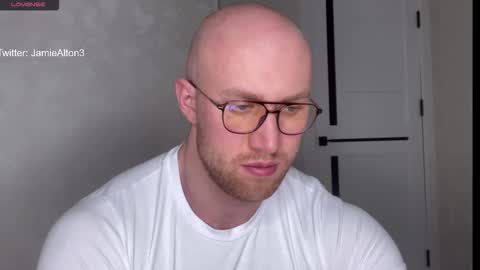 Wlademar online show from 12/02/25, 01:44