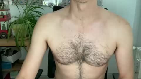 Snapshot of wladsexy88 chatting on 12/02/24, 11:45 Wladsexy88 online show from 12/02/24, 11:45