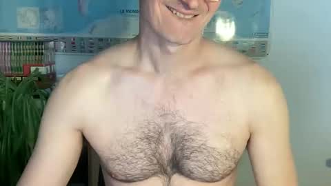 Snapshot of wladsexy88 chatting on 05/06/26, 01:05 Wladsexy88 online show from 05/06/26, 01:05