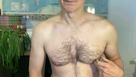 Snapshot of wladsexy88 chatting on 05/07/26, 05:57 Wladsexy88 online show from 05/07/26, 05:57