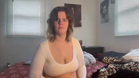 Moth online show from 02/05/25, 05:20