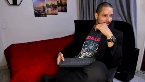 Magnus Dark independent model online show from 07/27/26, 03:35