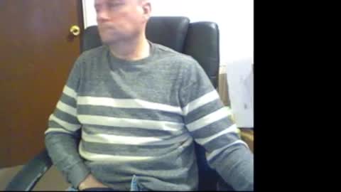 Snapshot of wobble444 chatting on 02/25/25, 12:03 wobble444 online show from 02/25/25, 12:03