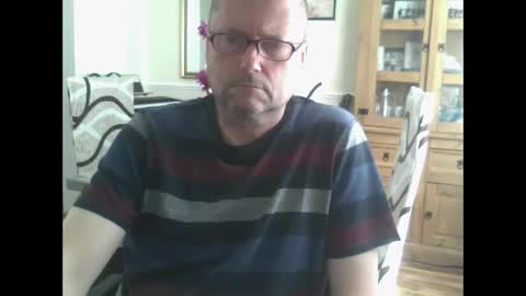 Snapshot of wobble444 chatting on 06/09/26, 11:00 wobble444 online show from 06/09/26, 11:00