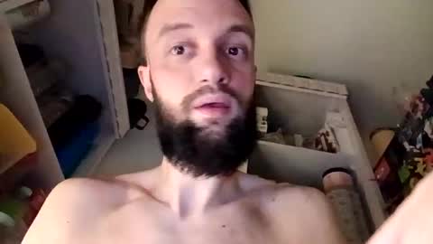 Snapshot of wojtas29292 chatting on 02/06/26, 02:16 wojtas29292 online show from 02/06/26, 02:16