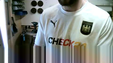 wolf021221 online show from 09/13/25, 10:37