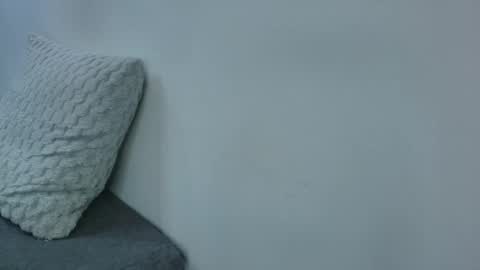  W O L F  online show from 03/10/25, 02:48