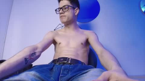  W O L F  online show from 09/13/25, 11:43