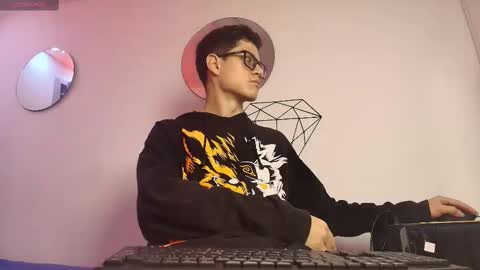  W O L F  online show from 09/25/25, 11:36