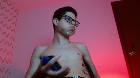  W O L F  online show from 01/09/26, 11:02