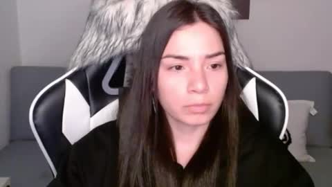 Snapshot of wolfs_daughter chatting on 03/06/25, 02:30 Alex online show from 03/06/25, 02:30