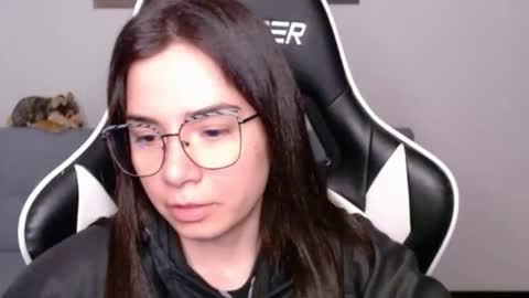 Alex online show from 04/19/26, 02:11